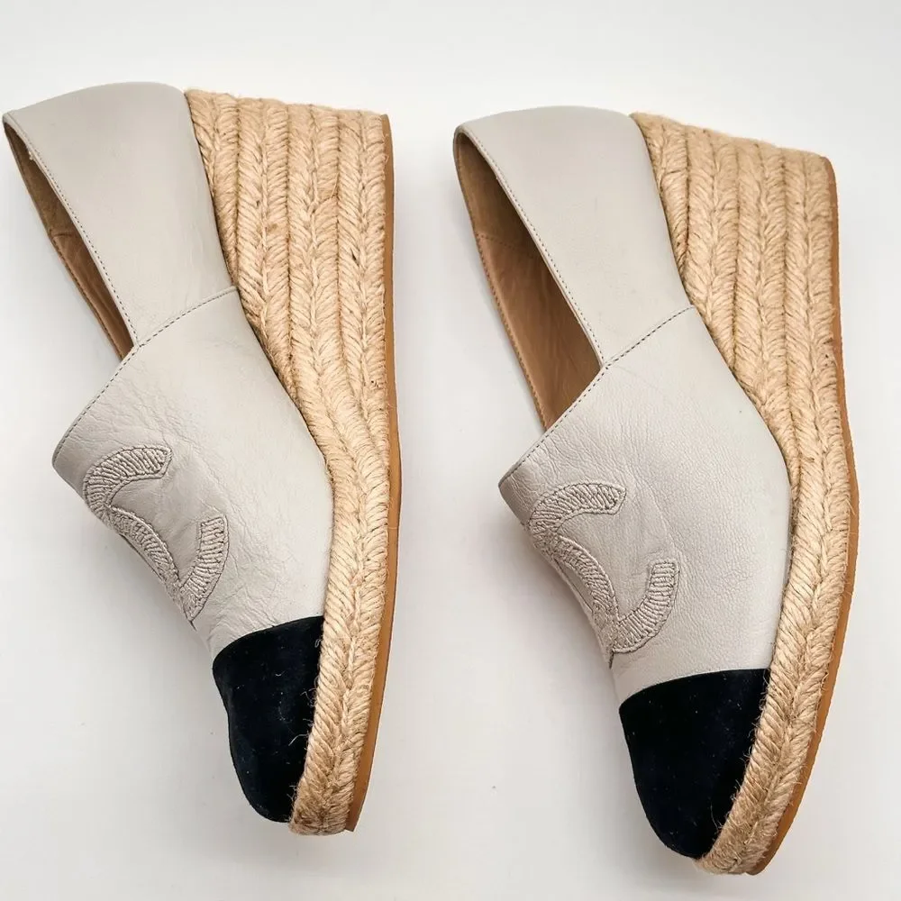 CHANEL CC Logo Cap Toe Lambskin Suede Espadrille Wedges Espadrilles EU 42 - Picture 6 of 13